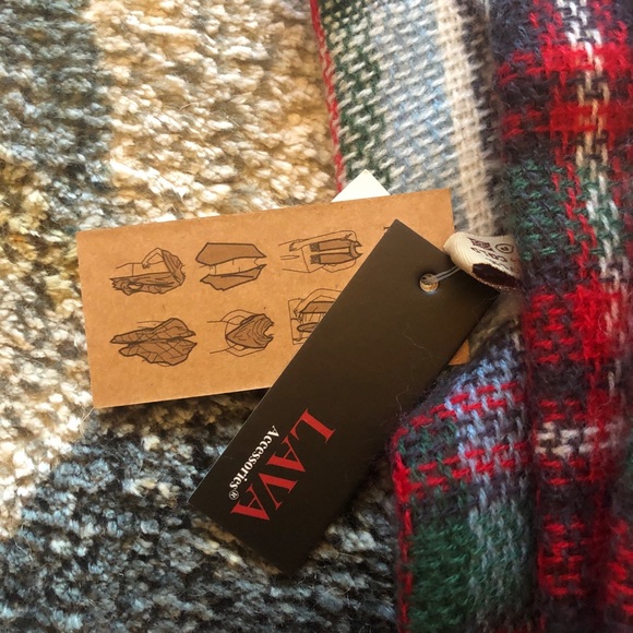 BNWT Blanket scarf - Picture 4 of 4